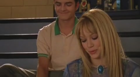 DailyDuff-dot-org_LizzieMcGuire-2x24ByeByeHillridgeJuniorHigh1695.jpg DailyDuff-dot-org_LizzieMcGuire-2x24ByeByeHillridgeJuniorHigh1695.jpg