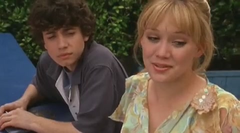 DailyDuff-dot-org_LizzieMcGuire-2x24ByeByeHillridgeJuniorHigh2000.jpg