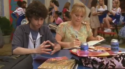 DailyDuff-dot-org_LizzieMcGuire-2x24ByeByeHillridgeJuniorHigh2012.jpg DailyDuff-dot-org_LizzieMcGuire-2x24ByeByeHillridgeJuniorHigh2012.jpg