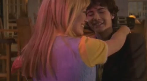 DailyDuff-dot-org_LizzieMcGuire-2x24ByeByeHillridgeJuniorHigh2357.jpg