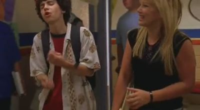 DailyDuff-dot-org_LizzieMcGuire-2x24ByeByeHillridgeJuniorHigh1378.jpg