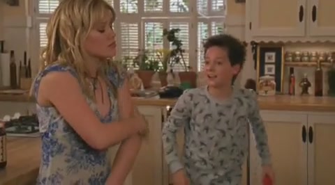 DailyDuff-dot-org_LizzieMcGuire-2x25Bunkies0135.jpg DailyDuff-dot-org_LizzieMcGuire-2x25Bunkies0135.jpg