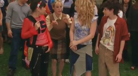 DailyDuff-dot-org_LizzieMcGuire-2x25Bunkies0186.jpg DailyDuff-dot-org_LizzieMcGuire-2x25Bunkies0186.jpg