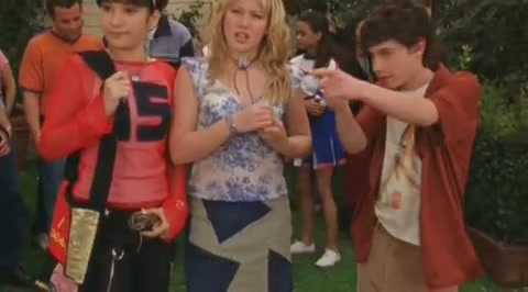 DailyDuff-dot-org_LizzieMcGuire-2x25Bunkies0211.jpg DailyDuff-dot-org_LizzieMcGuire-2x25Bunkies0211.jpg