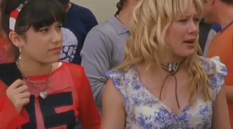 DailyDuff-dot-org_LizzieMcGuire-2x25Bunkies0225.jpg DailyDuff-dot-org_LizzieMcGuire-2x25Bunkies0225.jpg