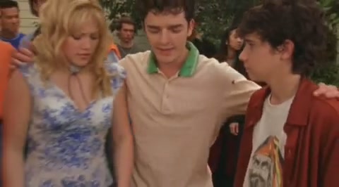 DailyDuff-dot-org_LizzieMcGuire-2x25Bunkies0237.jpg DailyDuff-dot-org_LizzieMcGuire-2x25Bunkies0237.jpg