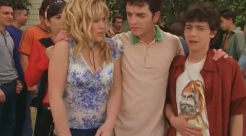 DailyDuff-dot-org_LizzieMcGuire-2x25Bunkies0239.jpg DailyDuff-dot-org_LizzieMcGuire-2x25Bunkies0239.jpg