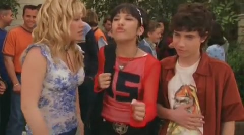 DailyDuff-dot-org_LizzieMcGuire-2x25Bunkies0252.jpg DailyDuff-dot-org_LizzieMcGuire-2x25Bunkies0252.jpg