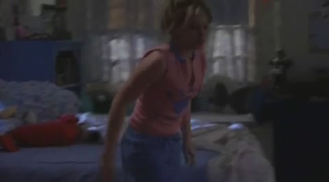 DailyDuff-dot-org_LizzieMcGuire-2x25Bunkies0541.jpg