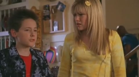 DailyDuff-dot-org_LizzieMcGuire-2x25Bunkies0657.jpg DailyDuff-dot-org_LizzieMcGuire-2x25Bunkies0657.jpg