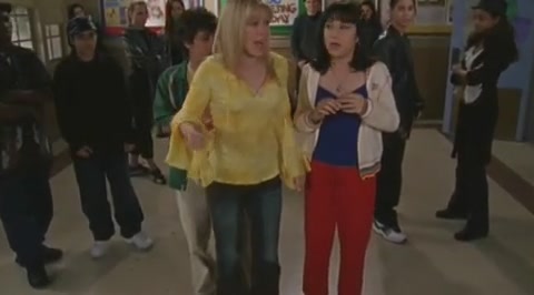 DailyDuff-dot-org_LizzieMcGuire-2x25Bunkies0811.jpg DailyDuff-dot-org_LizzieMcGuire-2x25Bunkies0811.jpg