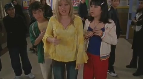 DailyDuff-dot-org_LizzieMcGuire-2x25Bunkies0812.jpg DailyDuff-dot-org_LizzieMcGuire-2x25Bunkies0812.jpg