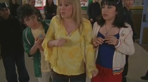 DailyDuff-dot-org_LizzieMcGuire-2x25Bunkies0813.jpg DailyDuff-dot-org_LizzieMcGuire-2x25Bunkies0813.jpg