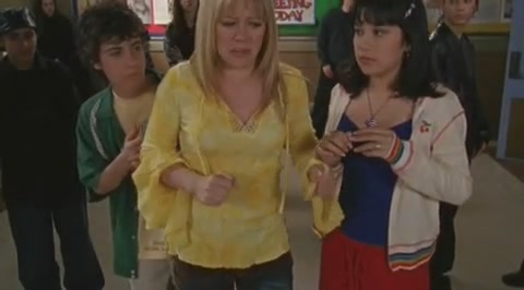 DailyDuff-dot-org_LizzieMcGuire-2x25Bunkies0814.jpg DailyDuff-dot-org_LizzieMcGuire-2x25Bunkies0814.jpg