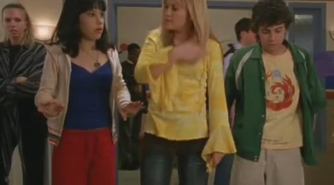 DailyDuff-dot-org_LizzieMcGuire-2x25Bunkies0819.jpg DailyDuff-dot-org_LizzieMcGuire-2x25Bunkies0819.jpg