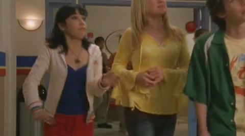 DailyDuff-dot-org_LizzieMcGuire-2x25Bunkies0824.jpg DailyDuff-dot-org_LizzieMcGuire-2x25Bunkies0824.jpg