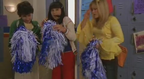 DailyDuff-dot-org_LizzieMcGuire-2x25Bunkies0828.jpg DailyDuff-dot-org_LizzieMcGuire-2x25Bunkies0828.jpg