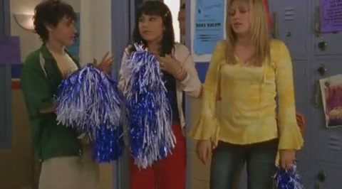 DailyDuff-dot-org_LizzieMcGuire-2x25Bunkies0831.jpg DailyDuff-dot-org_LizzieMcGuire-2x25Bunkies0831.jpg