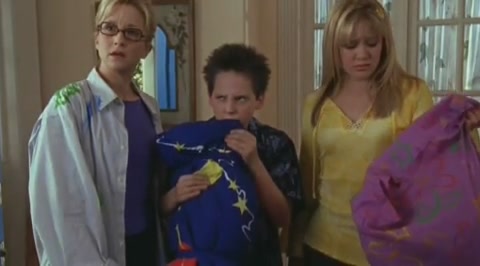 DailyDuff-dot-org_LizzieMcGuire-2x25Bunkies0883.jpg DailyDuff-dot-org_LizzieMcGuire-2x25Bunkies0883.jpg