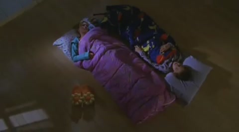 DailyDuff-dot-org_LizzieMcGuire-2x25Bunkies0916.jpg
