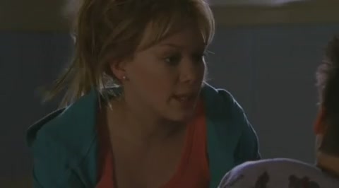 DailyDuff-dot-org_LizzieMcGuire-2x25Bunkies0926.jpg DailyDuff-dot-org_LizzieMcGuire-2x25Bunkies0926.jpg