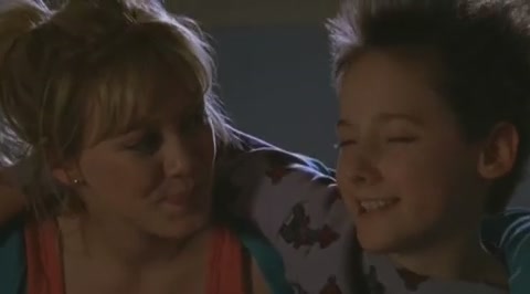 DailyDuff-dot-org_LizzieMcGuire-2x25Bunkies0963.jpg DailyDuff-dot-org_LizzieMcGuire-2x25Bunkies0963.jpg