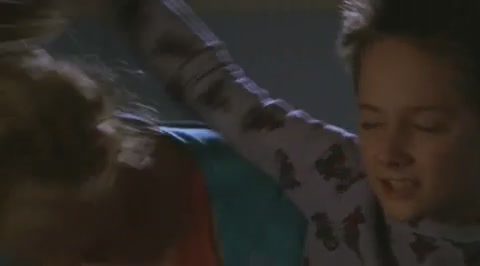 DailyDuff-dot-org_LizzieMcGuire-2x25Bunkies0968.jpg DailyDuff-dot-org_LizzieMcGuire-2x25Bunkies0968.jpg