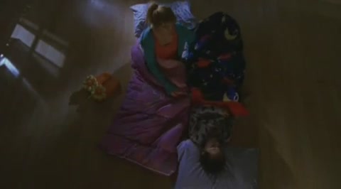 DailyDuff-dot-org_LizzieMcGuire-2x25Bunkies0980.jpg DailyDuff-dot-org_LizzieMcGuire-2x25Bunkies0980.jpg