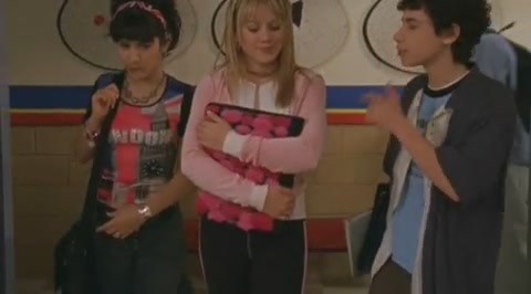 DailyDuff-dot-org_LizzieMcGuire-2x25Bunkies1037.jpg DailyDuff-dot-org_LizzieMcGuire-2x25Bunkies1037.jpg