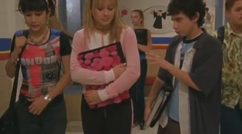 DailyDuff-dot-org_LizzieMcGuire-2x25Bunkies1045.jpg DailyDuff-dot-org_LizzieMcGuire-2x25Bunkies1045.jpg