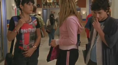 DailyDuff-dot-org_LizzieMcGuire-2x25Bunkies1076.jpg DailyDuff-dot-org_LizzieMcGuire-2x25Bunkies1076.jpg