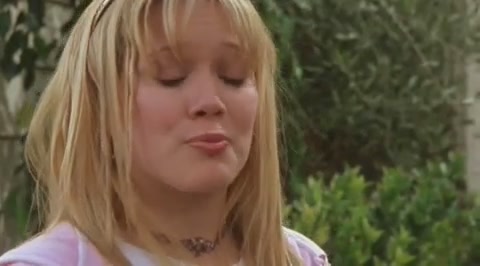 DailyDuff-dot-org_LizzieMcGuire-2x25Bunkies1125.jpg DailyDuff-dot-org_LizzieMcGuire-2x25Bunkies1125.jpg