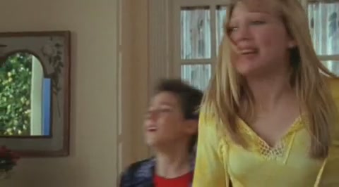 DailyDuff-dot-org_LizzieMcGuire-2x25Bunkies1211.jpg DailyDuff-dot-org_LizzieMcGuire-2x25Bunkies1211.jpg
