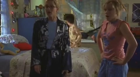 DailyDuff-dot-org_LizzieMcGuire-2x25Bunkies1224.jpg