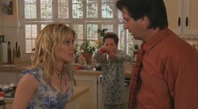 DailyDuff-dot-org_LizzieMcGuire-2x25Bunkies0130.jpg