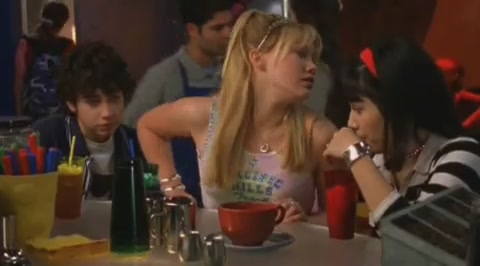 DailyDuff-dot-org_LizzieMcGuire-2x26AGordoStory0476.jpg DailyDuff-dot-org_LizzieMcGuire-2x26AGordoStory0476.jpg