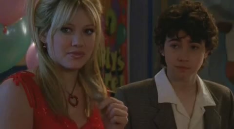 DailyDuff-dot-org_LizzieMcGuire-2x26AGordoStory1055.jpg