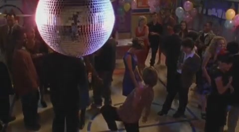 DailyDuff-dot-org_LizzieMcGuire-2x26AGordoStory1220.jpg DailyDuff-dot-org_LizzieMcGuire-2x26AGordoStory1220.jpg