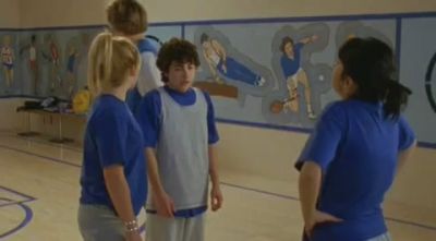 DailyDuff-dot-org_LizzieMcGuire-2x26AGordoStory0059.jpg