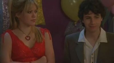 DailyDuff-dot-org_LizzieMcGuire-2x26AGordoStory1118.jpg