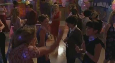 DailyDuff-dot-org_LizzieMcGuire-2x26AGordoStory1191.jpg