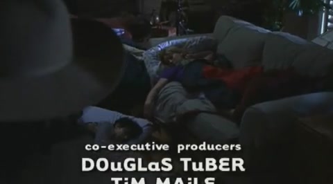 DailyDuff-dot-org_LizzieMcGuire-2x27GrubbyLongjohnsOldeTymeRevue0100.jpg DailyDuff-dot-org_LizzieMcGuire-2x27GrubbyLongjohnsOldeTymeRevue0100.jpg