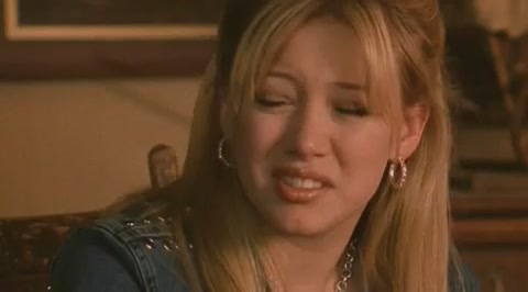 DailyDuff-dot-org_LizzieMcGuire-2x27GrubbyLongjohnsOldeTymeRevue0680.jpg