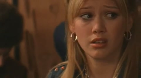 DailyDuff-dot-org_LizzieMcGuire-2x27GrubbyLongjohnsOldeTymeRevue0701.jpg