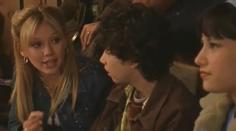 DailyDuff-dot-org_LizzieMcGuire-2x27GrubbyLongjohnsOldeTymeRevue0726.jpg