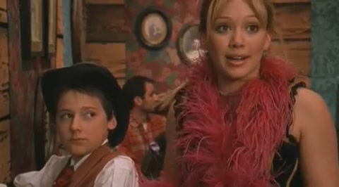 DailyDuff-dot-org_LizzieMcGuire-2x27GrubbyLongjohnsOldeTymeRevue0864.jpg