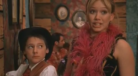 DailyDuff-dot-org_LizzieMcGuire-2x27GrubbyLongjohnsOldeTymeRevue0865.jpg
