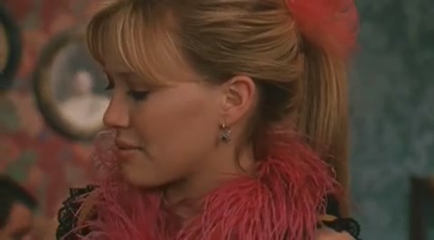 DailyDuff-dot-org_LizzieMcGuire-2x27GrubbyLongjohnsOldeTymeRevue0886.jpg