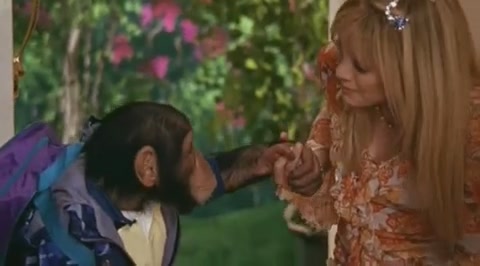 DailyDuff-dot-org_LizzieMcGuire-2x28TheGreatestCrushofAll0031.jpg