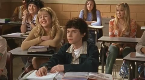 DailyDuff-dot-org_LizzieMcGuire-2x28TheGreatestCrushofAll0280.jpg